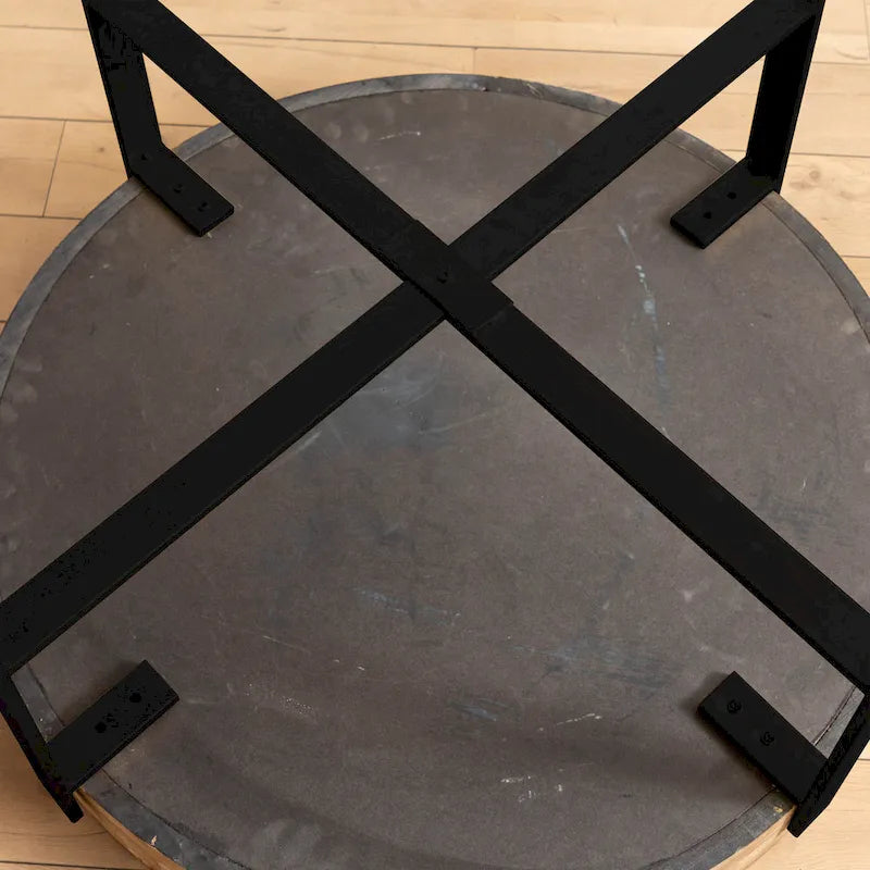 Tavolino Rotondo da Caffè con Piano in Legno di Abete e Gambe a Croce in Metallo