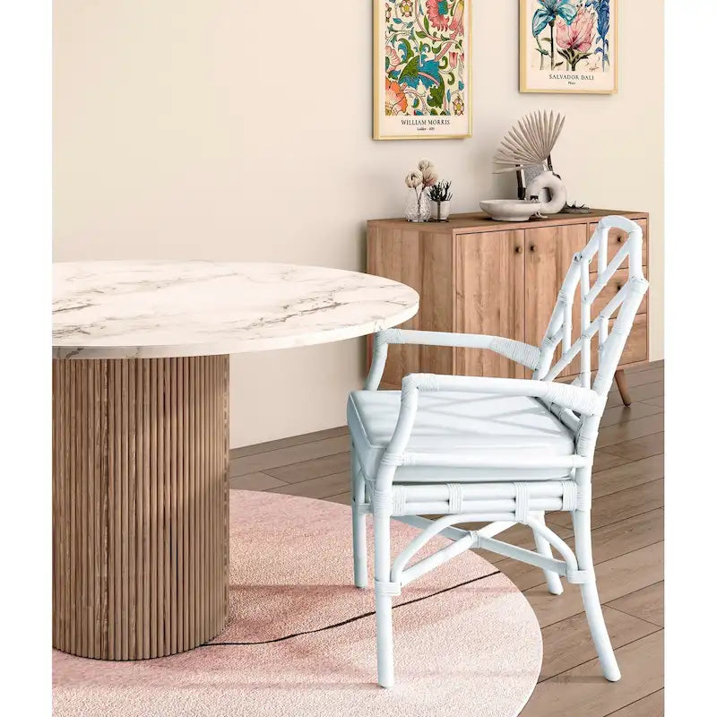 Poltrona in rattan con design Chippendale cinese
