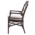 Poltrona in rattan con design Chippendale cinese