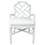 Poltrona in rattan con design Chippendale cinese