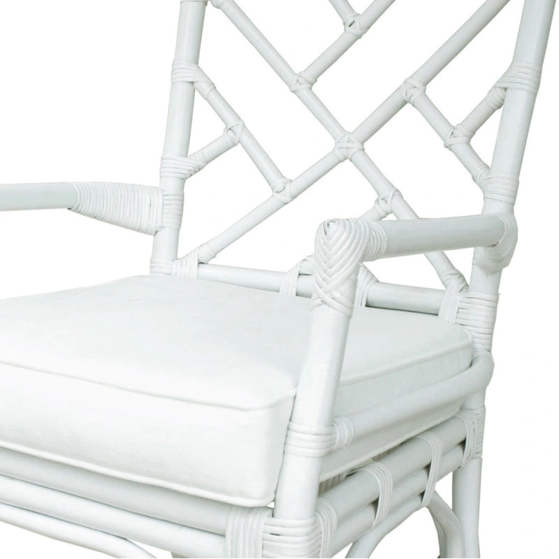 Poltrona in rattan con design Chippendale cinese