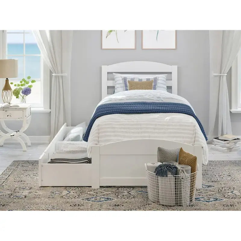 Letto a piattaforma con pediera e 2 cassetti portaoggetti