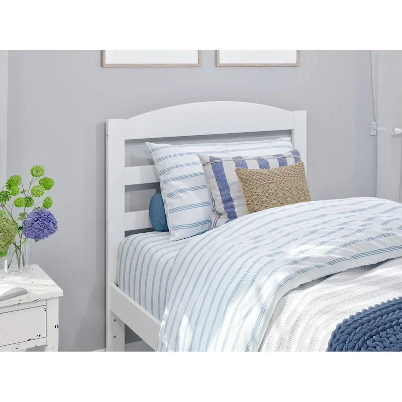 Letto a piattaforma con pediera e 2 cassetti portaoggetti