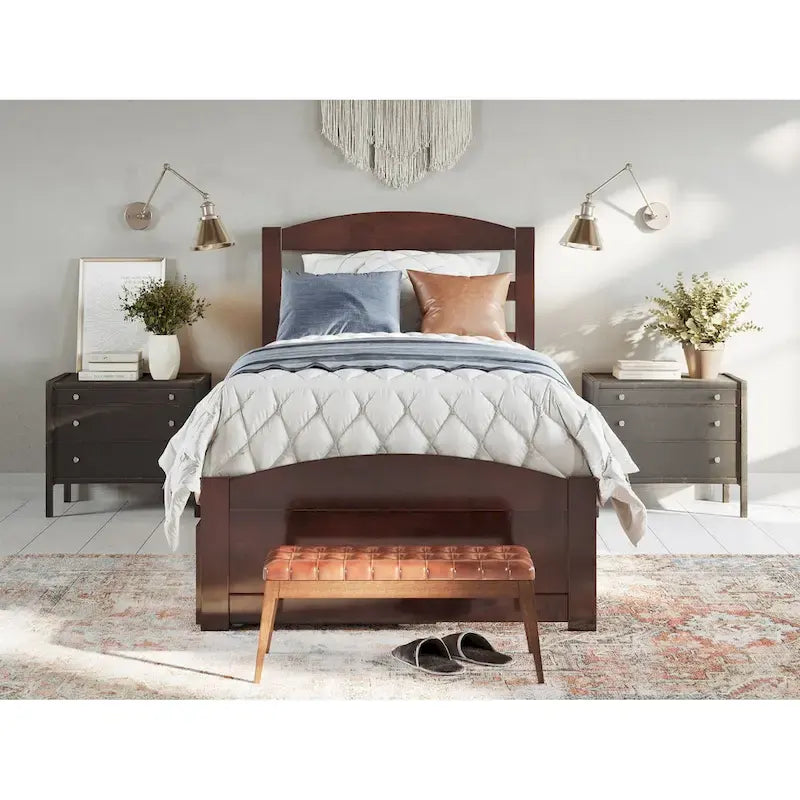 Letto a piattaforma con pediera e 2 cassetti portaoggetti
