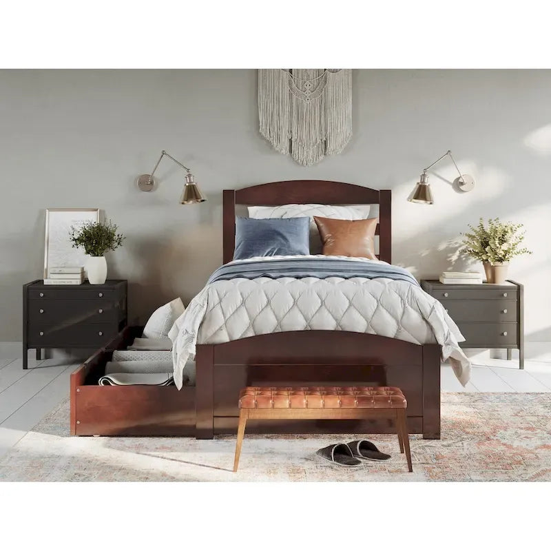 Letto a piattaforma con pediera e 2 cassetti portaoggetti