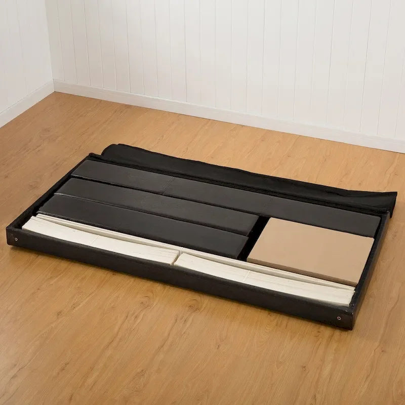 Letto King Size con piattaforma e testiera in similpelle