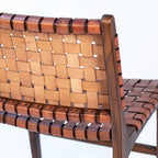 Sedia da pranzo laterale in pelle intrecciata con struttura in teak