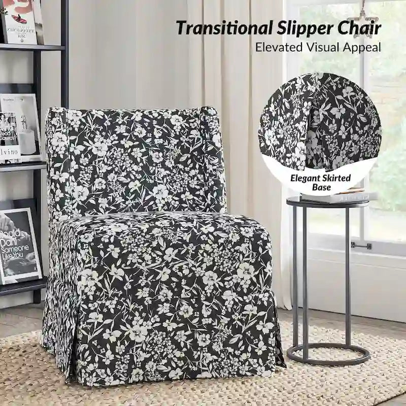 Poltroncina imbottita senza braccioli con fodera lavabile e gambe in legno massello