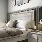 Letto a pannelli bicolore con testiera a LED
